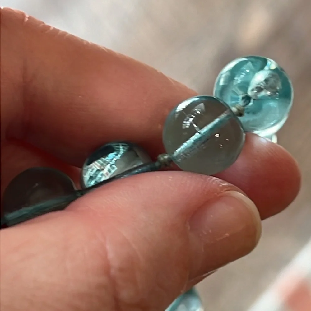 RARE Antique Light Aqua Blue Orb Pools of Light Handknotted Necklace - Picture 13 of 16
